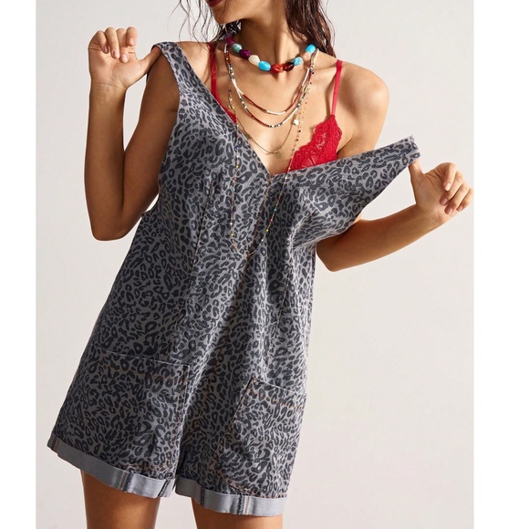 Leopard Print V neck Pockets Denim Jeans Romper Jumpsuit - Picture 4 of 5